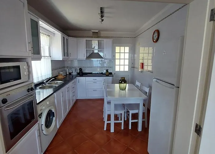 Sea View House - Inpico بيت للعطل